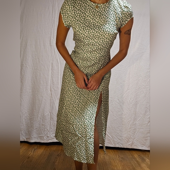 Floral Print Summer Midi Dress - Picture 1 of 8